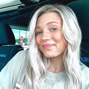 Meet your Posher, Liv